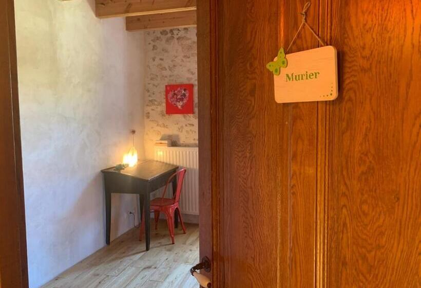 Bed and Breakfast La Magnanerie De Dions