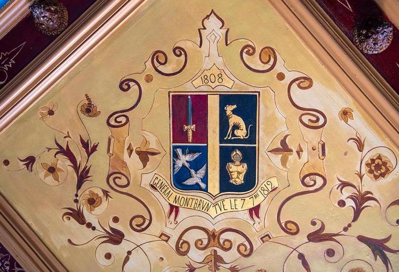 فندق Chateau De Wallerand