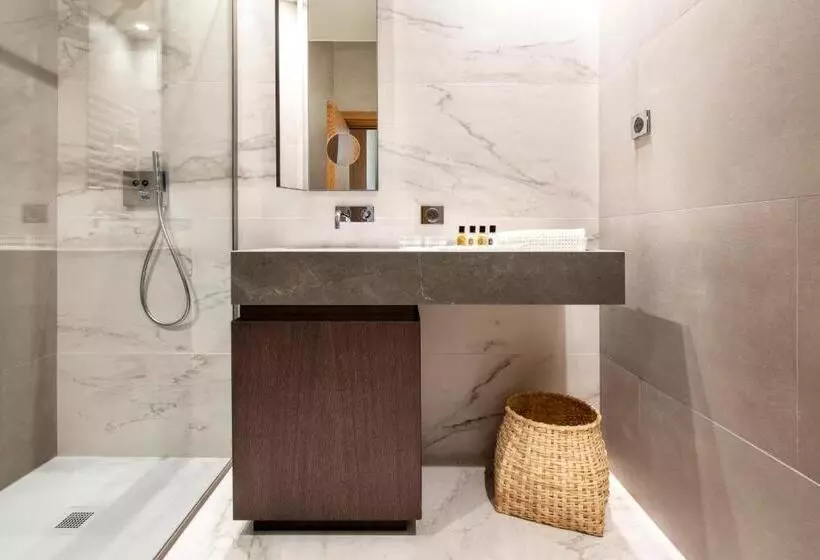 Hotelli Chateau De Wallerand