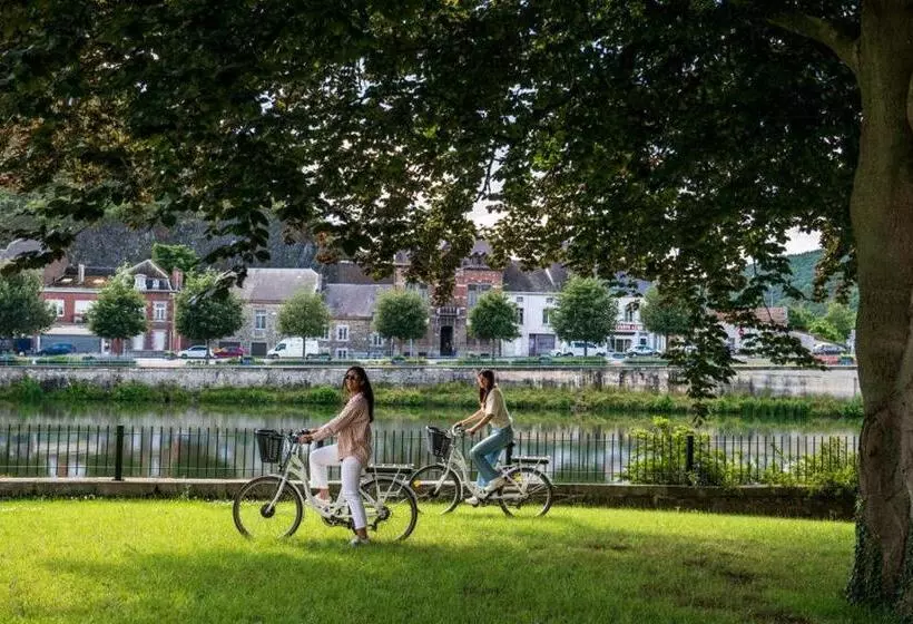 Hotelli Chateau De Wallerand