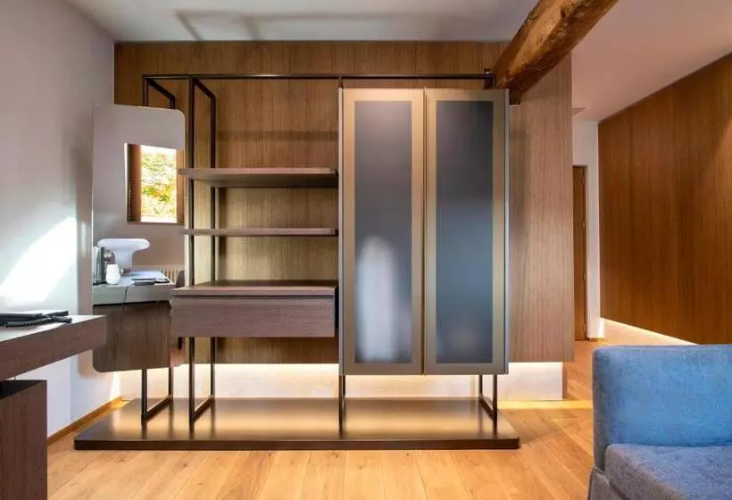 Hotelli Chateau De Wallerand