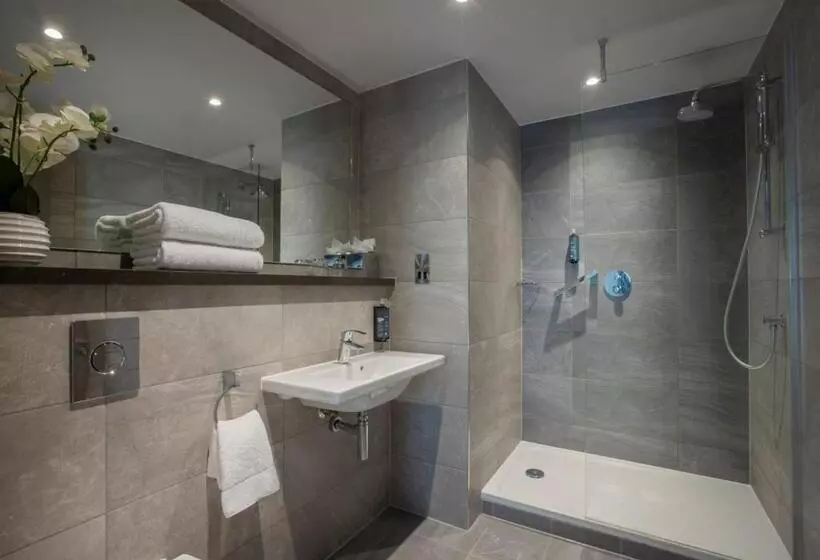 Clayton Hotel Bristol City