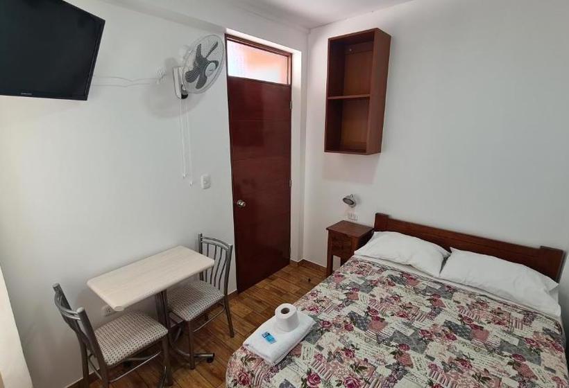 Hotel Hospedaje Lunita