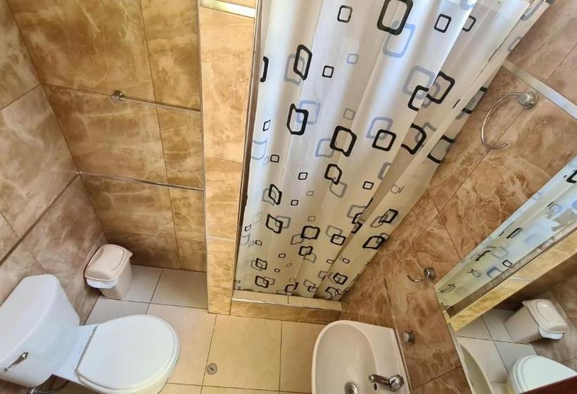 Hotel Hospedaje Lunita