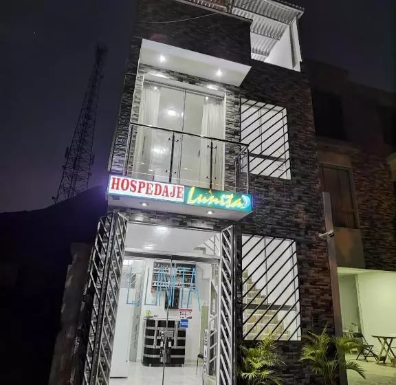 Hotelli Hospedaje Lunita