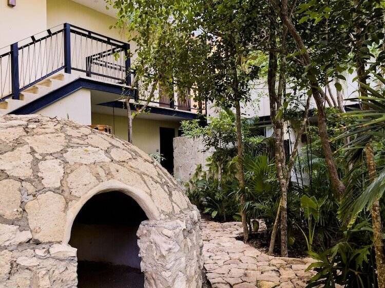 בית מלון כפרי Kuukum Tulum