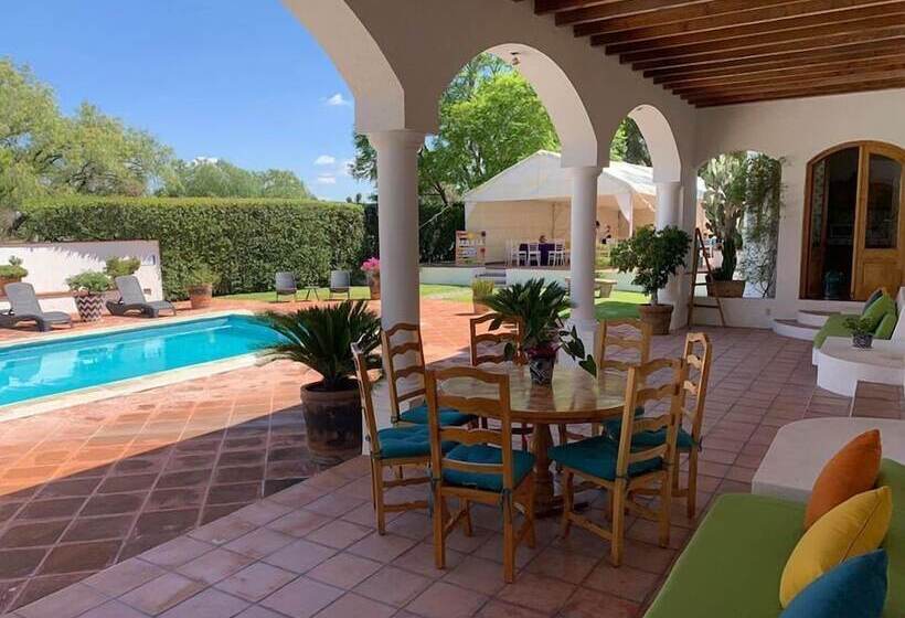 فندق La Casona De Los Colibríes