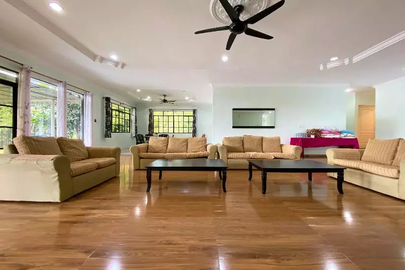 Hotelli Tambunan Nature Lodge