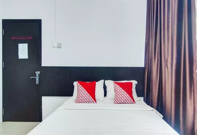 ホテル Oyo 90419 Azzahra Homestay Syariah