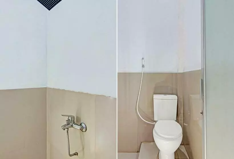 ホテル Oyo 90419 Azzahra Homestay Syariah