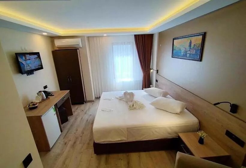 هتل Palmiye Royale Palace