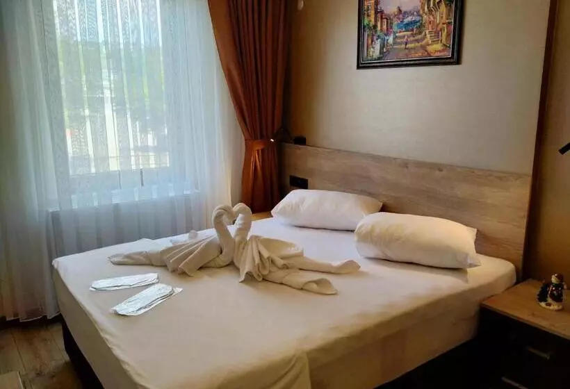 هتل Palmiye Royale Palace