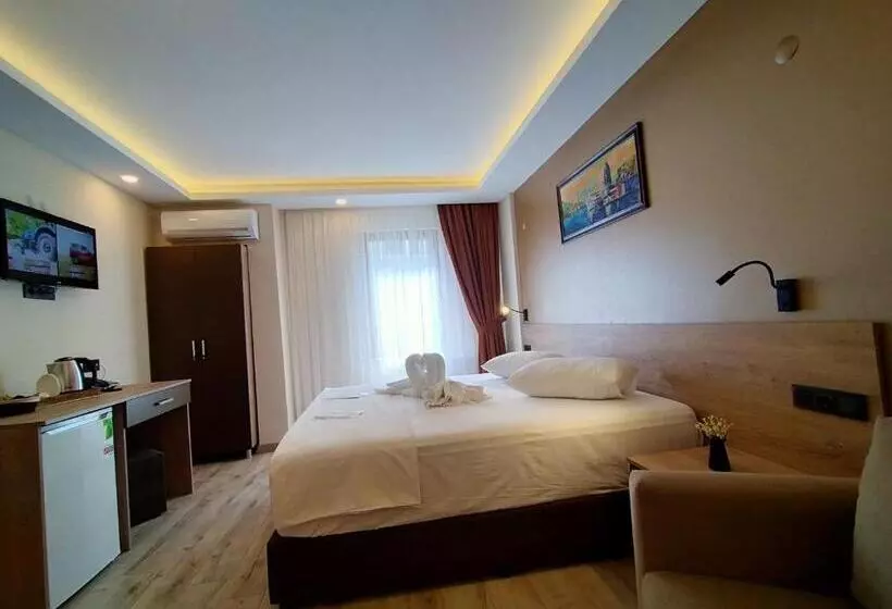 هتل Palmiye Royale Palace