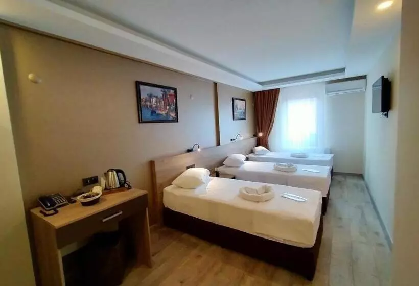 هتل Palmiye Royale Palace