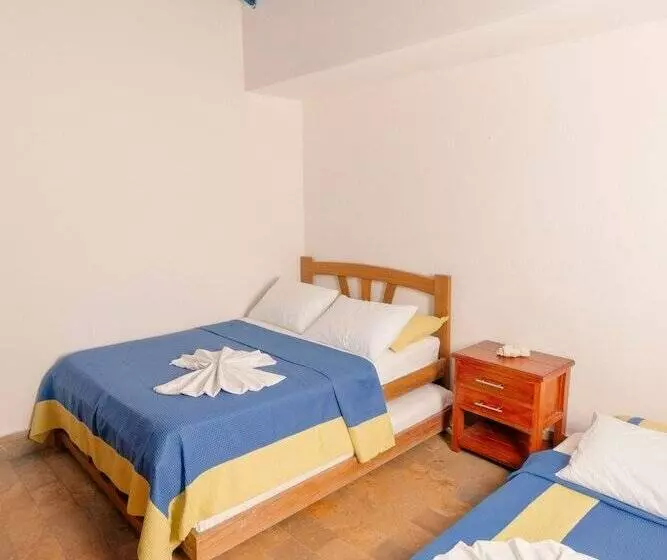 ホテル Playazul Coveñas