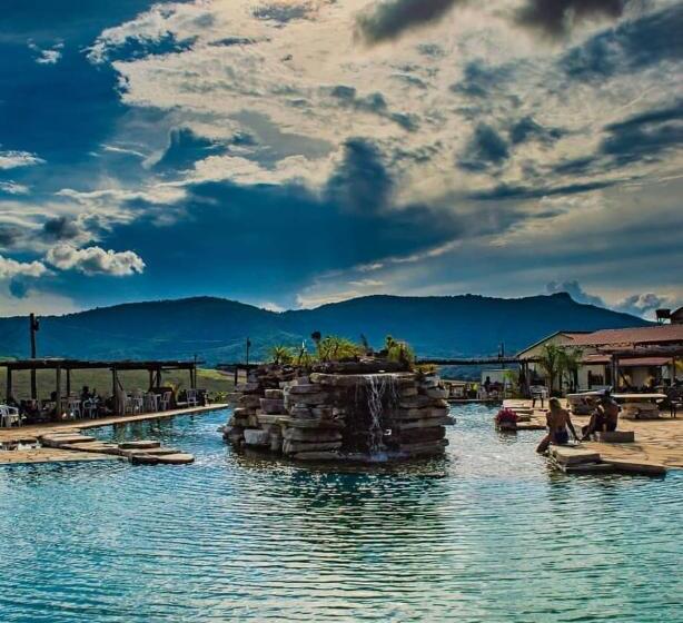 پانسیون Pousada A Gruta