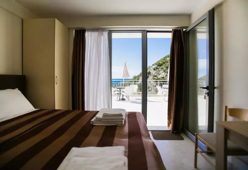 پانسیون Villa Blanca