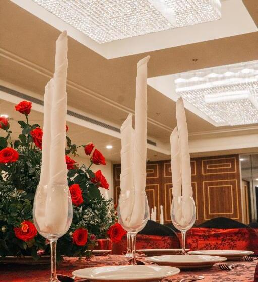 Playotel Premier Guna