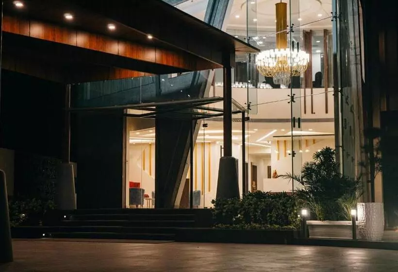 Playotel Premier Guna