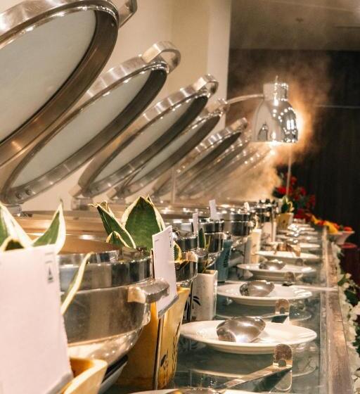 Playotel Premier Guna