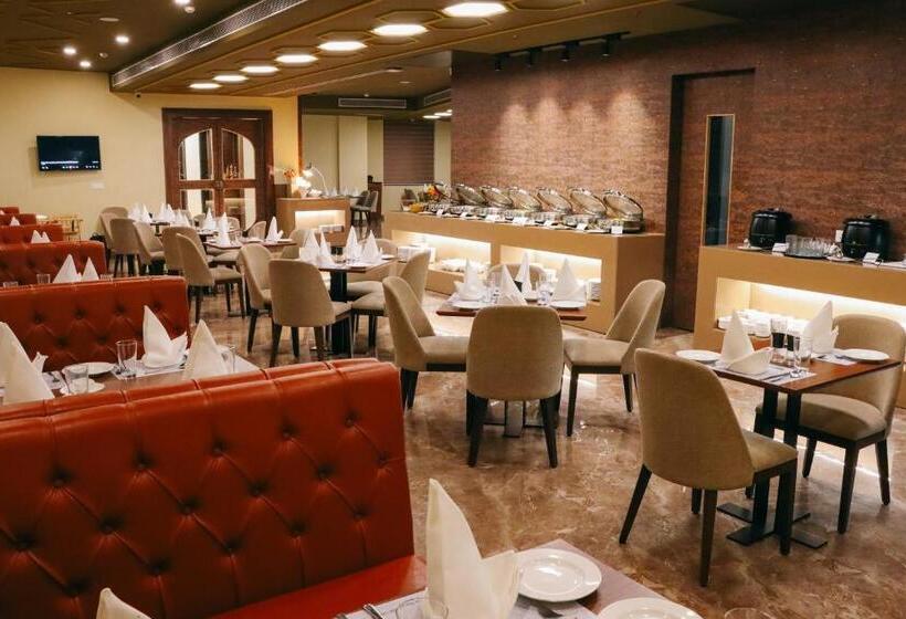 Playotel Premier Guna