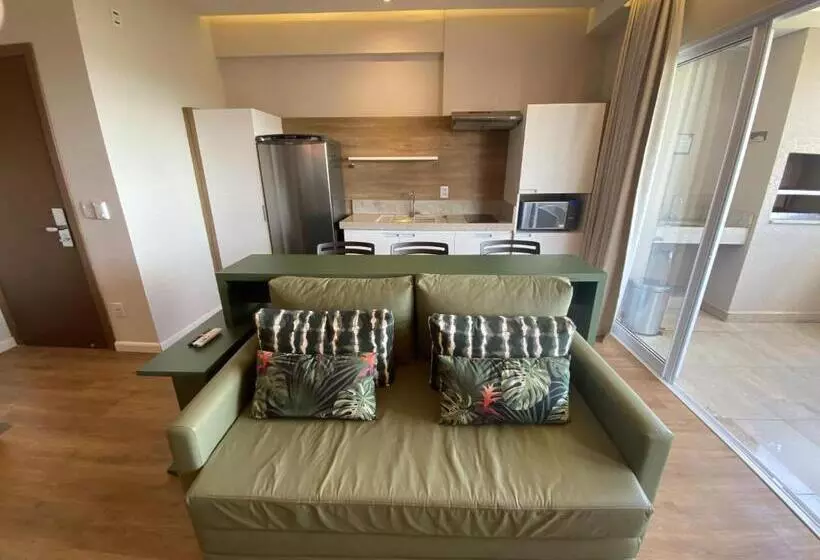 Lomakeskus Hot Beach Suites