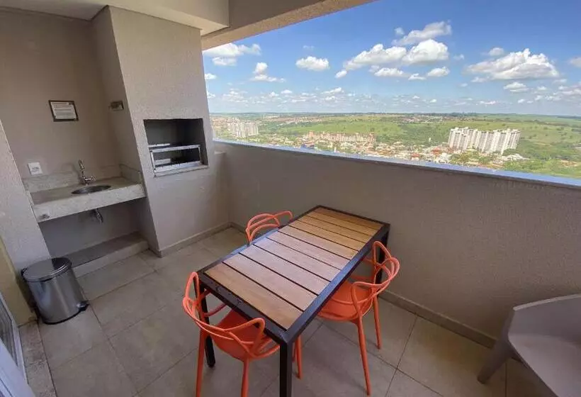 Lomakeskus Hot Beach Suites