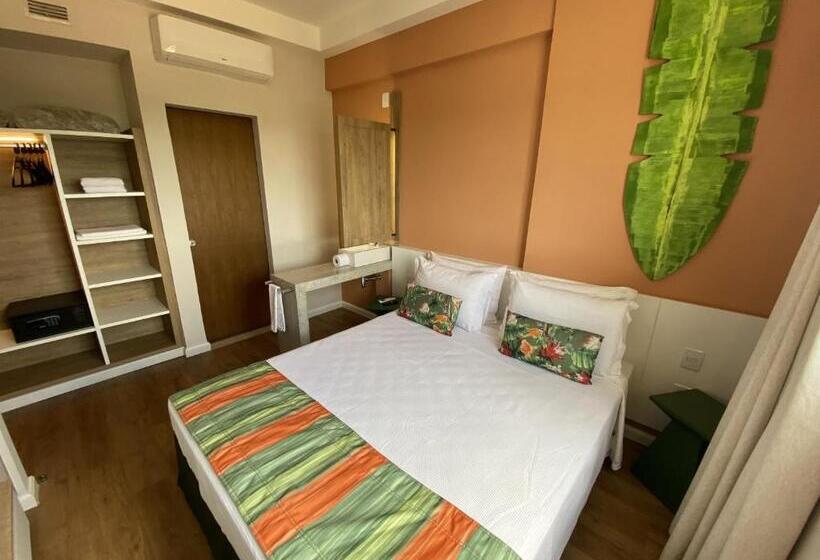 استراحتگاه Hot Beach Suites