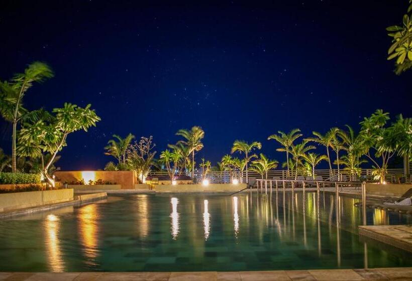 استراحتگاه Hot Beach Suites