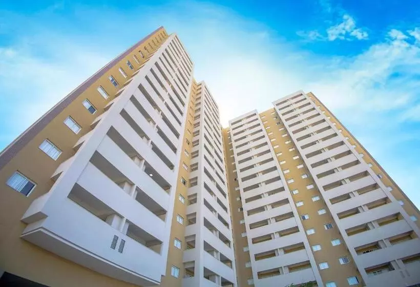 Lomakeskus Hot Beach Suites