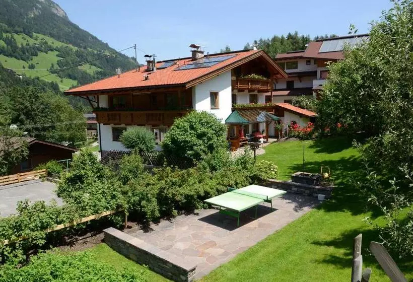 Aamiaismajoitus (B&B) Gästehaus Troppmair