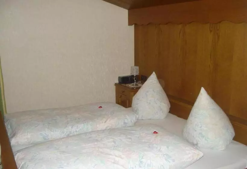 Aamiaismajoitus (B&B) Gästehaus Troppmair