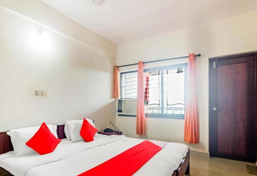 ホテル Oyo 2686 Shaurya