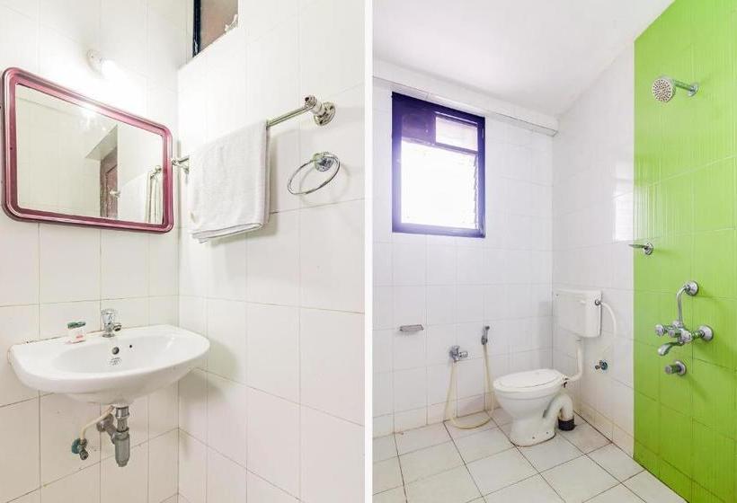 ホテル Oyo 2686 Shaurya