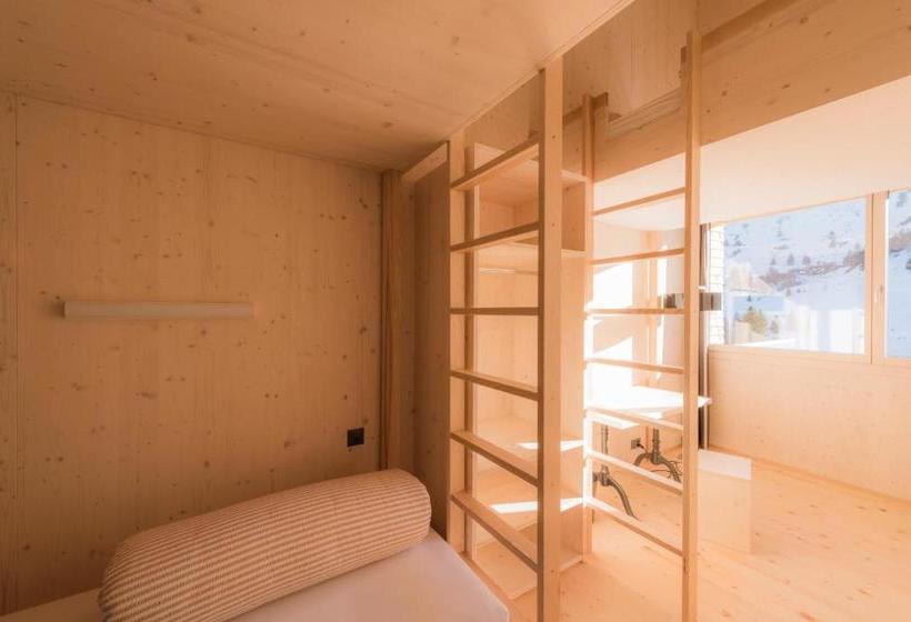 Отель Stoos Hüttä