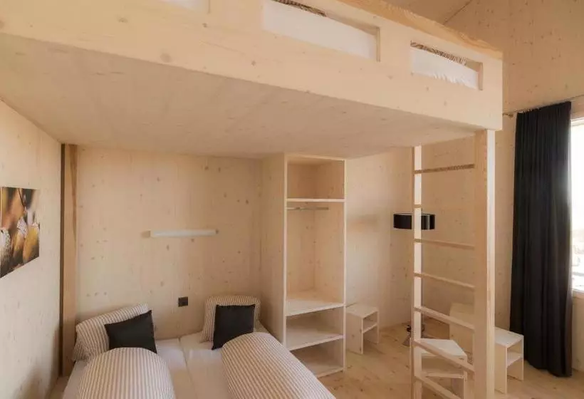 ホテル Stoos Hüttä