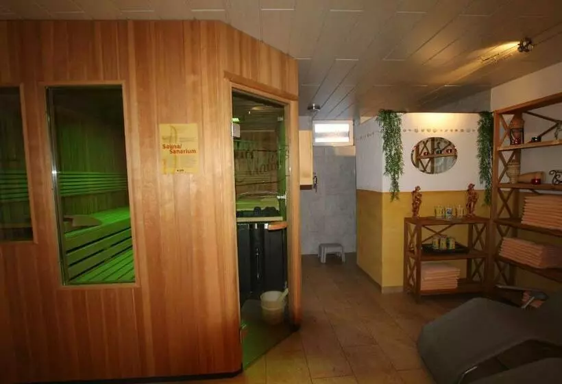 پانسیون Haus Mathies
