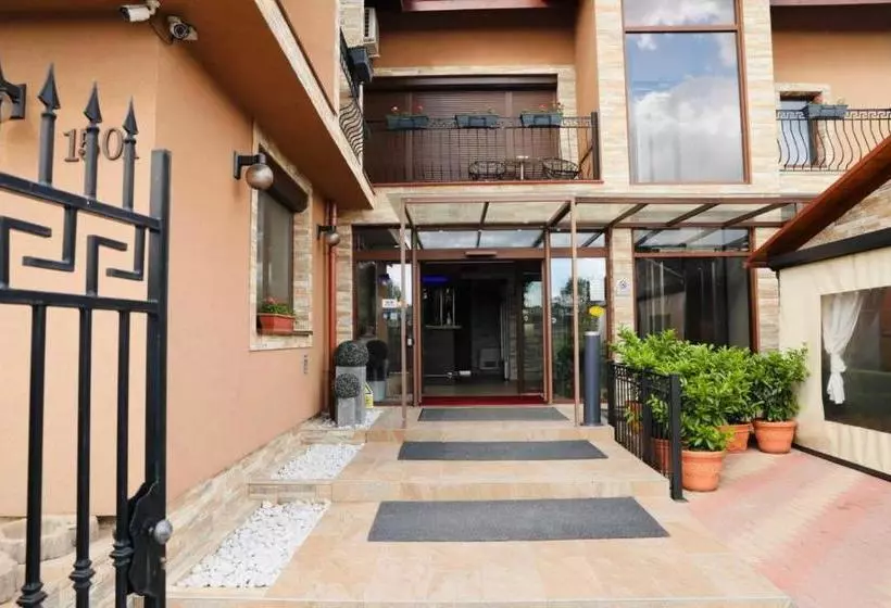 Majatalo Bello Lounge