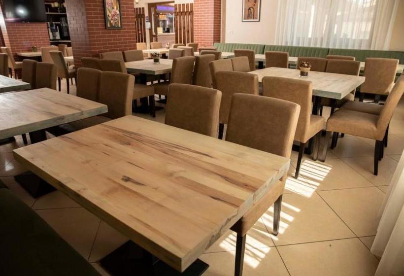 بنسيون Bello Lounge