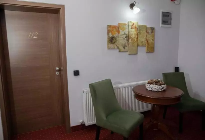 Majatalo Bello Lounge