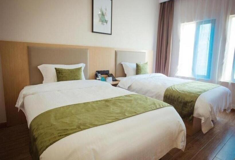 Отель Greentree Inn Express Nantong Development Zone Guibiyuan