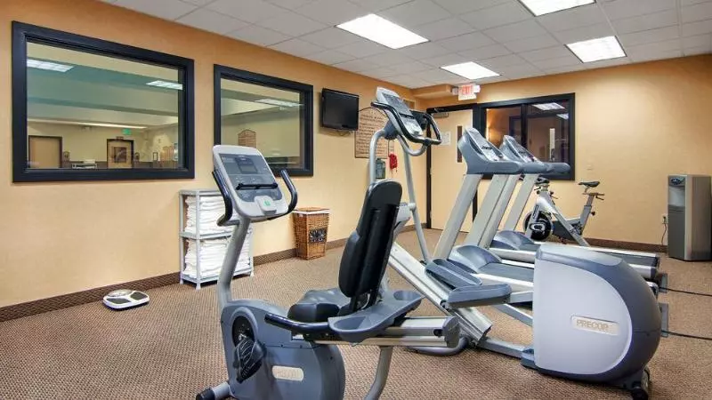 Grand Hotel At Bridgeport