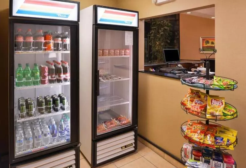 בית מלון כפרי Chino Hills