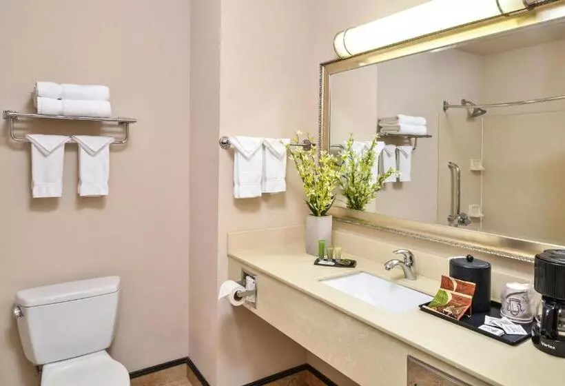 בית מלון כפרי Chino Hills