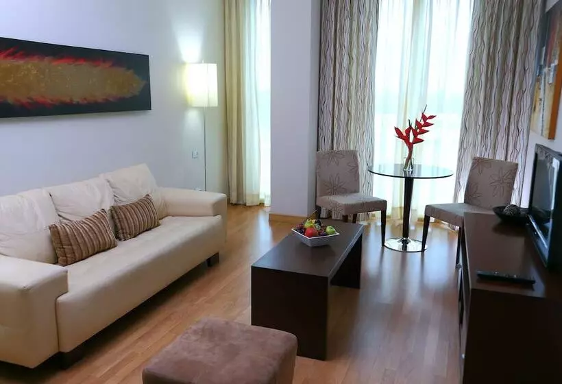 هتل Ciudad De David