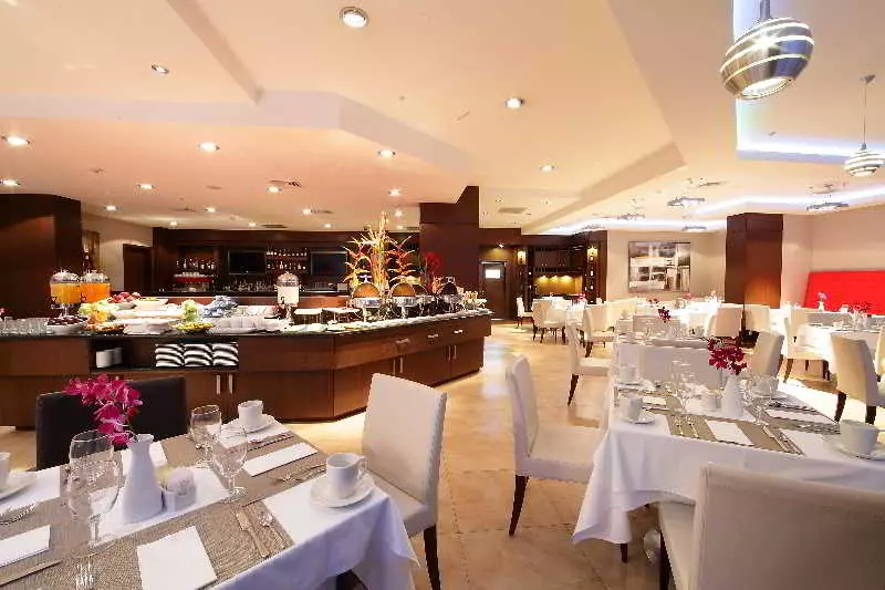 هتل Ciudad De David