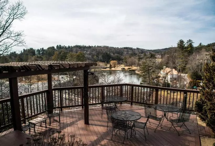 호텔 Cliff Dwellers Inn