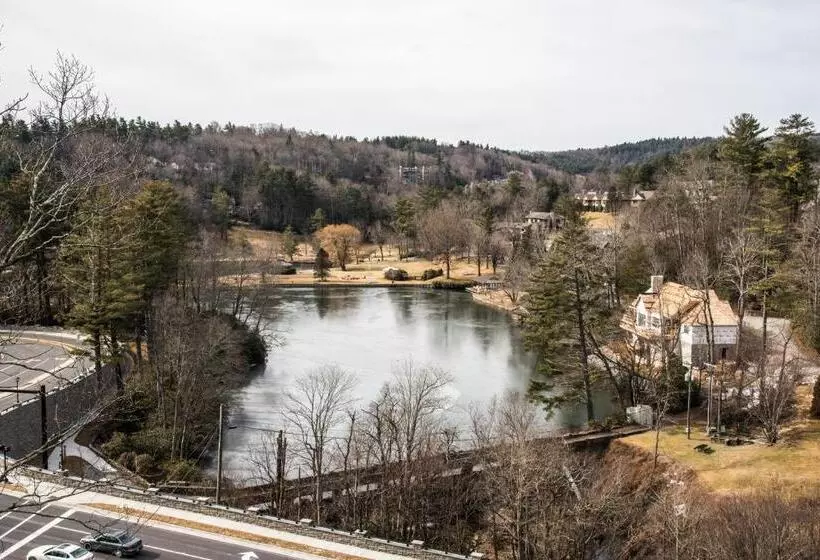 호텔 Cliff Dwellers Inn