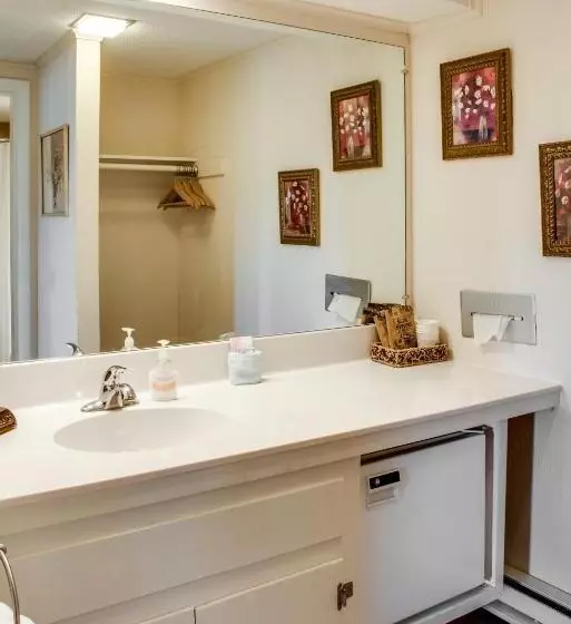 호텔 Cliff Dwellers Inn