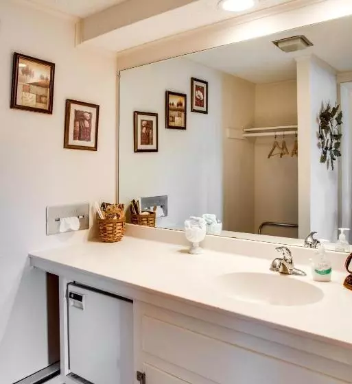 호텔 Cliff Dwellers Inn